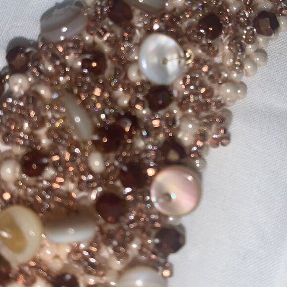 Handmade Seed Bead Mother of Pearl Bracelet 7.5” - Picture 4 of 15